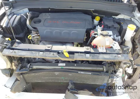 2015 Jeep Renegade Latitude from USA, damaged, VIN ZACCJBBTXFPB85089